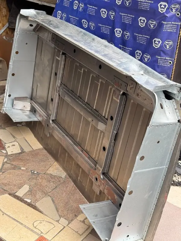 Задняя часть пола ГАЗ-2705 / 3221